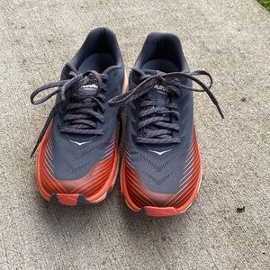 Hoka Torrent 2 size 8.5. Never worn